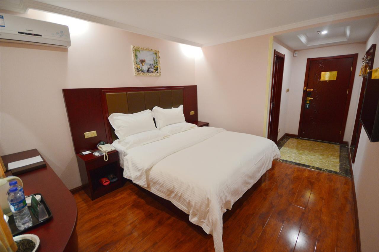 Greentree Inn Zhengzhou Xinzheng City Longhu Town Xiangyun Road Express Hotel Exterior photo