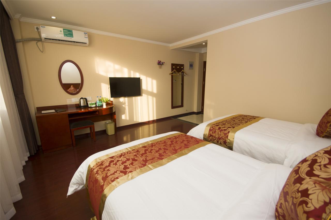 Greentree Inn Zhengzhou Xinzheng City Longhu Town Xiangyun Road Express Hotel Exterior photo
